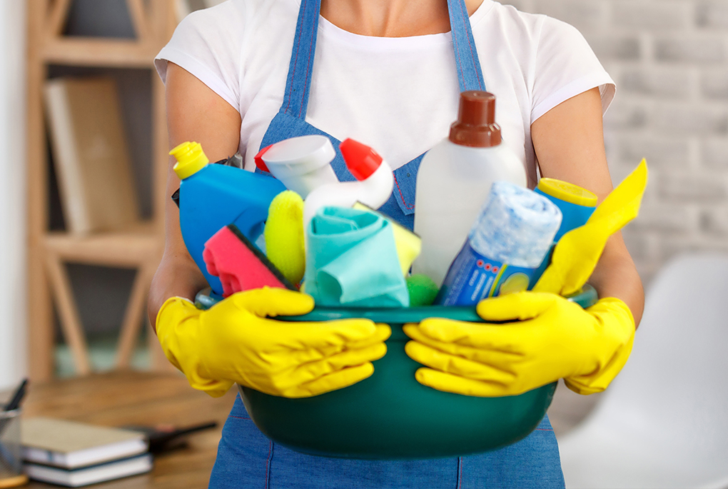 Average Cleaners Antimicrobial Protectant Spray