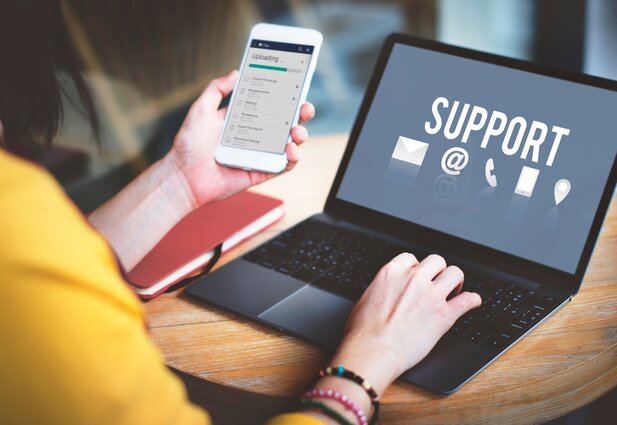 woman on customer support screen